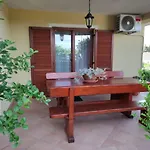 Apartman Roza *